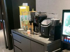 -朵兰达V酒店(长沙砂子塘地铁站店)