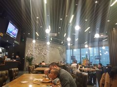 大堂-汽车博物馆主题餐厅
