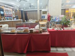 -鹏城人家海鲜酒家·23年老字号(较场尾店)