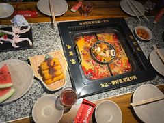 -老牌坊云南鱼豆花火锅(哈西万达店)