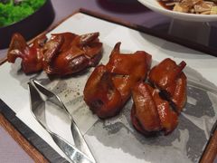 脆皮乳鸽-北京泰富酒店-柏景轩中餐厅