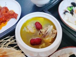 -馨果汇月子产康中心(南湖公园店)