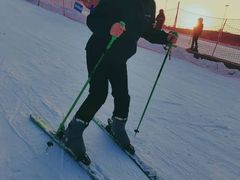 -荣盛康旅野三坡滑雪场