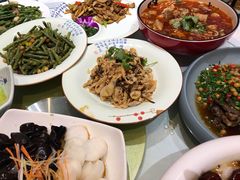 -兴芮温泉度假区