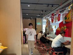 -麦当劳(中二横路店)