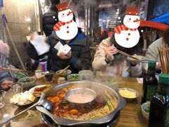 鸳鸯锅-周幺妹重庆老火锅(银泰城总店)