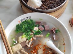 -百年尹氏汤包(湖南路狮子桥店)