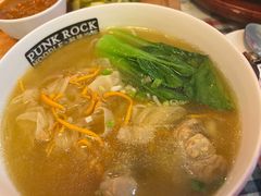 -鼓楼吃面·肉啃肉(南锣鼓巷店)