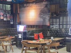 -都市枪神实弹射击俱乐部