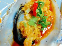 生蚝王-东记炭炉·海鲜鸡煲(龙华店)