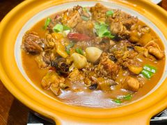 石耳土鸡锅-唐师傅湘西名菜馆(武陵路店)