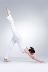 -兰瑜伽·普拉提