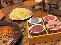 -旧街市鲜货老火锅(大光路店)