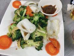 西兰花炒花枝-凤城康记饭店
