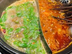 -钢管厂五区小郡肝串串香(党校路店)