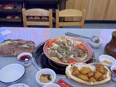 -阿婆情腊排骨火锅(金虹路店)