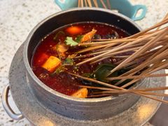 -小董哥烤串·爆汁大油边(故宫店)