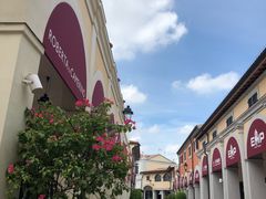 -佛罗伦萨小镇广佛名品奥特莱斯(疏港路店)