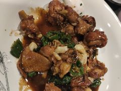 -鲁菜根·泰安菜(万达店)