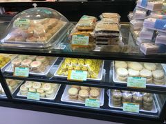 面包甜点陈列柜-稻香村(观前街店)