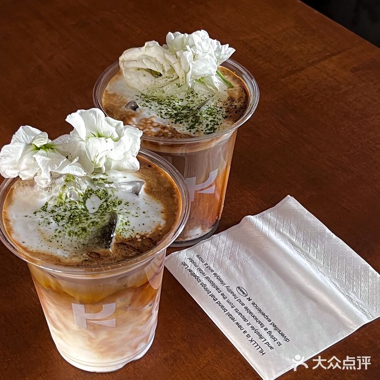 喜欢西安的春天🌷让每家小店都在走花路！