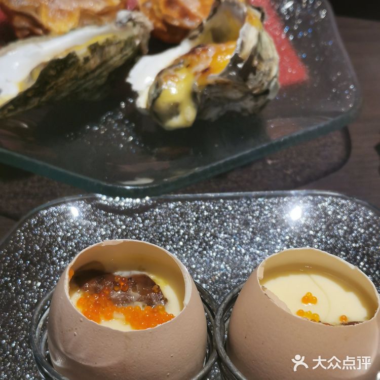 两百多块钱吃这么多东西值了