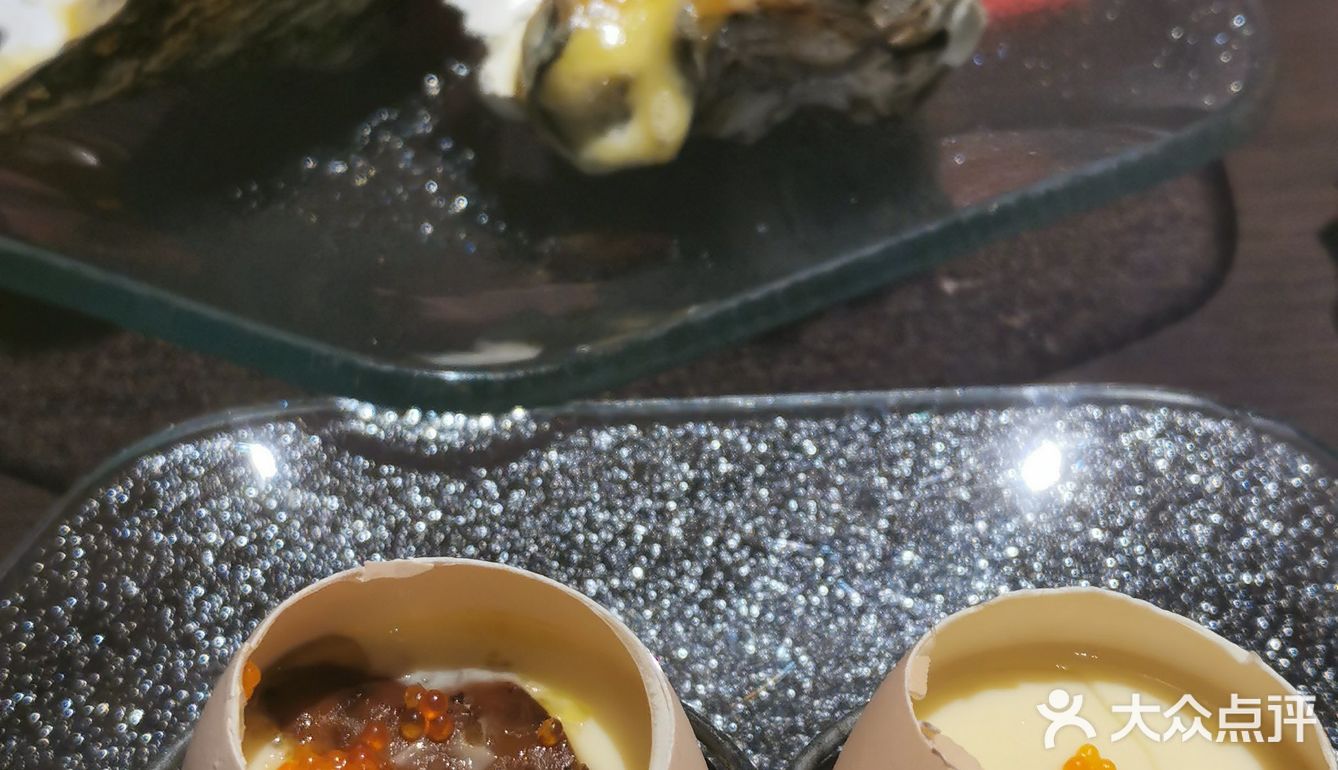 两百多块钱吃这么多东西值了