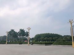 -人民广场