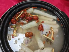 -花苑美食横琴生蚝火锅(拱北粤华路店)