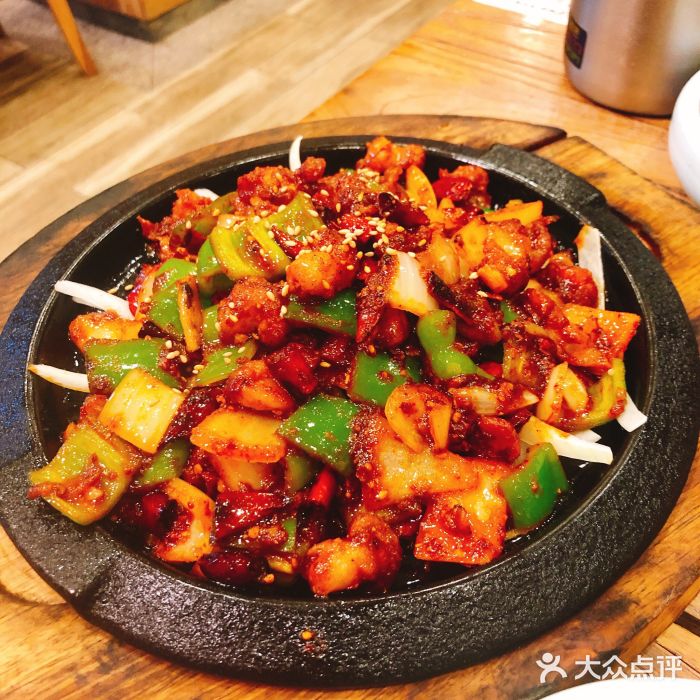 枣玛露脊骨汤·烤肉(西塔总店)铁板鸡脆骨图片