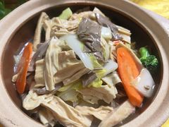 -天天向上素食餐厅(五台山店)