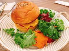 -玲婧胡同·生日蛋糕·餐厅(嘉里城店)