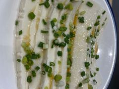 小葱拌豆腐-左邻右舍褡裢火烧(石榴园店)