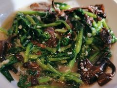 -关东小磨东北菜(上海长风大悦城店)