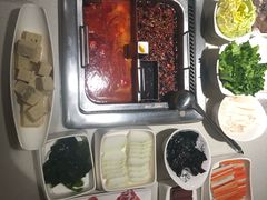 -海底捞火锅鲜切牛肉主题店(长寿路店)