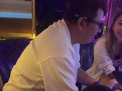 -温莎KTV(珠江路店)
