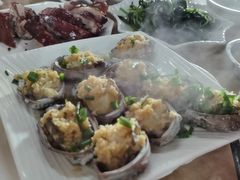 -黄记四更烤乳猪店