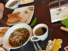 -三亚湾海居铂尔曼度假酒店