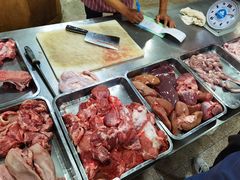 -标记美食新鲜猪杂(兴南大道店)