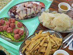 手打牛肉丸-广宁炭炉鸡煲·富临门饭店