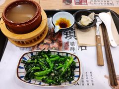 -煲仔皇腊味煲仔饭(经四万达店)