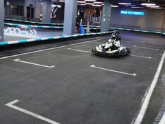 -e赛道卡丁车