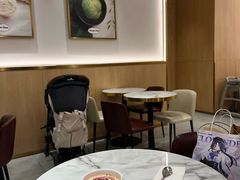 -哈根达斯(芳圆里店)