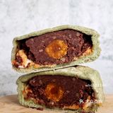 让面包也拥有了春天红豆蛋黄肉松陷谁能不爱！