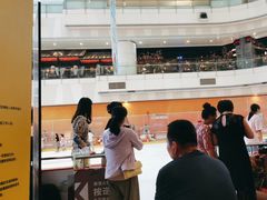 -冰纷万象滑冰场(二七万象城店)