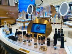 -Duty Free Americas