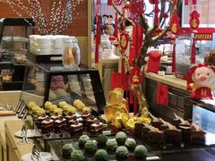 -大中华希尔顿酒店-念自助餐·嗨啤·小龙虾