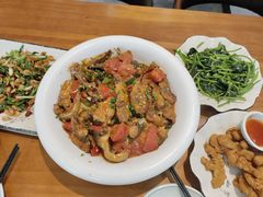 -梁姐啤酒鱼(兴坪古镇店)