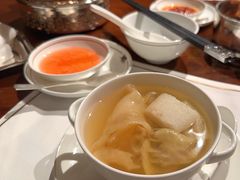 花胶竹笙灌汤饺-嘉麟楼