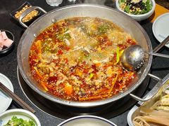 -小饕荟雅安贡椒鱼鲜馆(广福桥店)